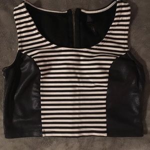 Jessica Simpson Crop Top